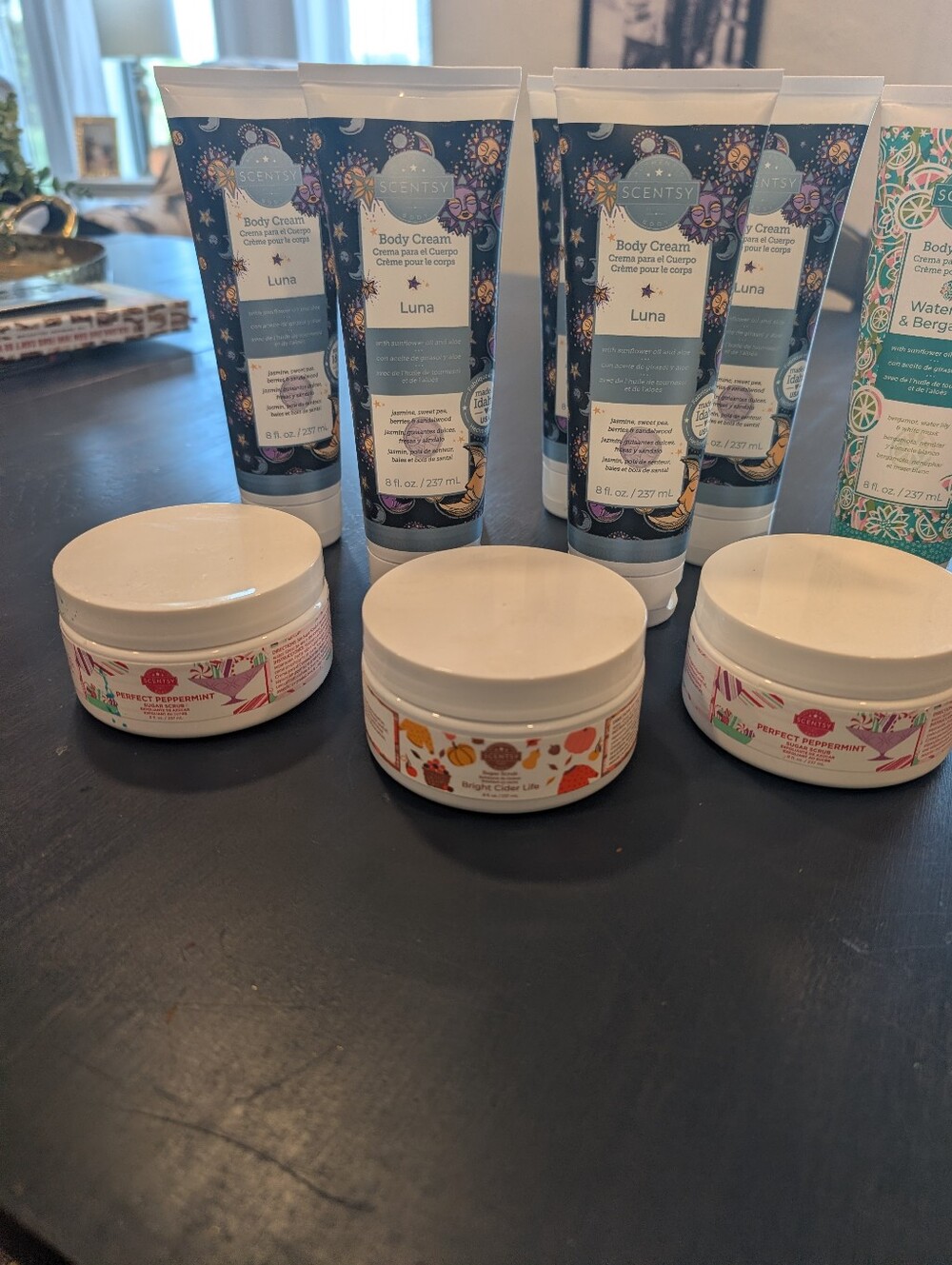 Brand New 6 Scentsy Body Creams And 3 Body Scrubs